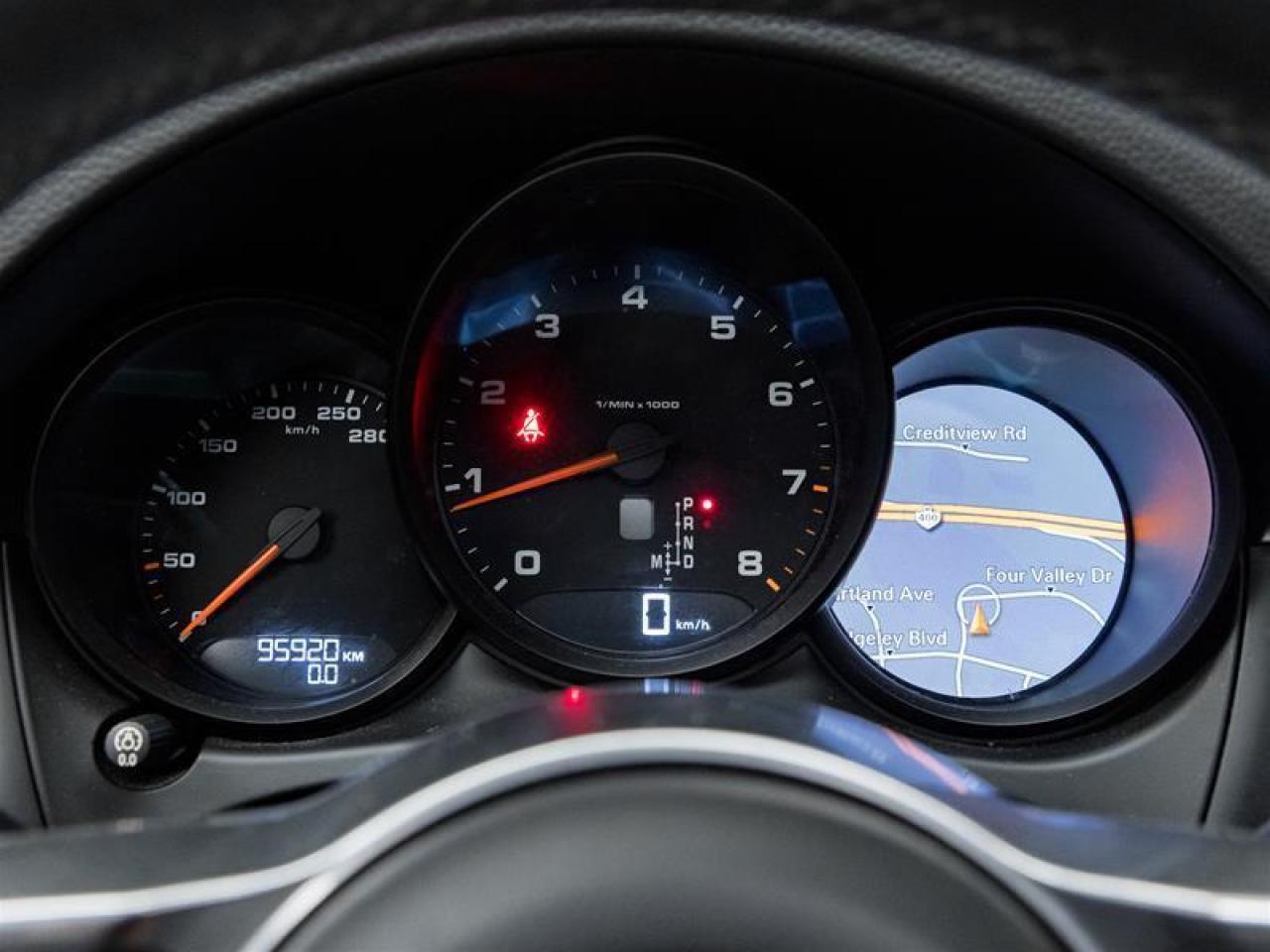 2018 Porsche Macan  Photo