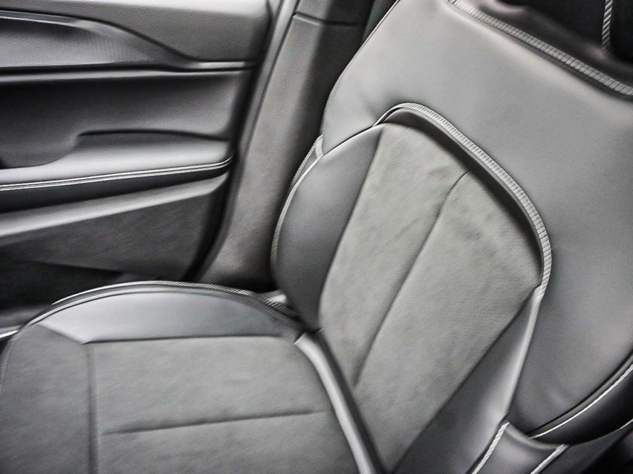 2025 Jeep Grand Cherokee  Photo