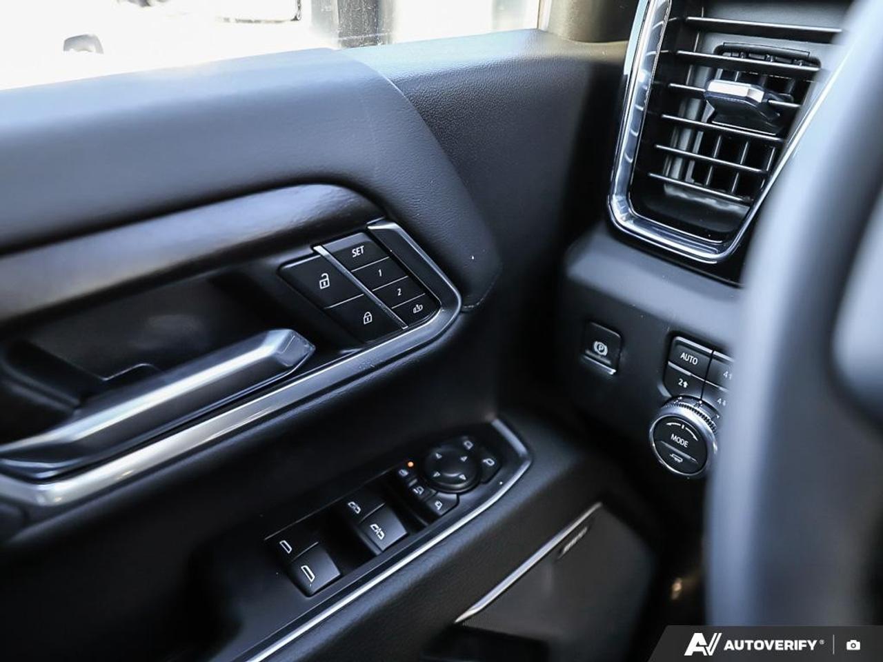 2026 GMC Sierra 3500HD 4WD Crew Cab Long Box Denali Photo