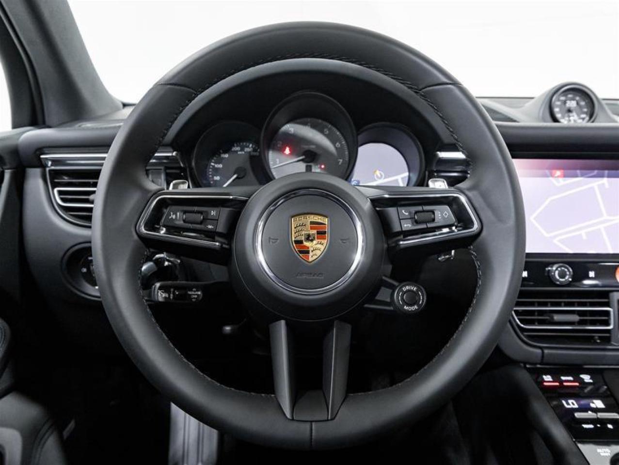 2026 Porsche Macan  Photo