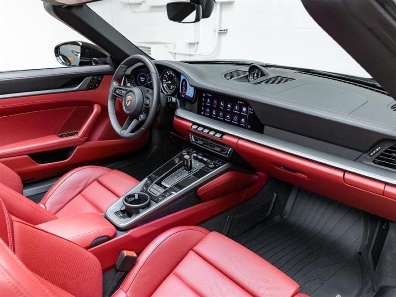 2024 Porsche 911  Photo