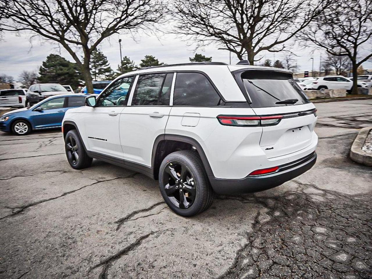 2025 Jeep Grand Cherokee  Photo