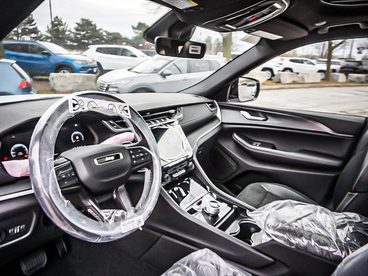 2025 Jeep Grand Cherokee  Photo