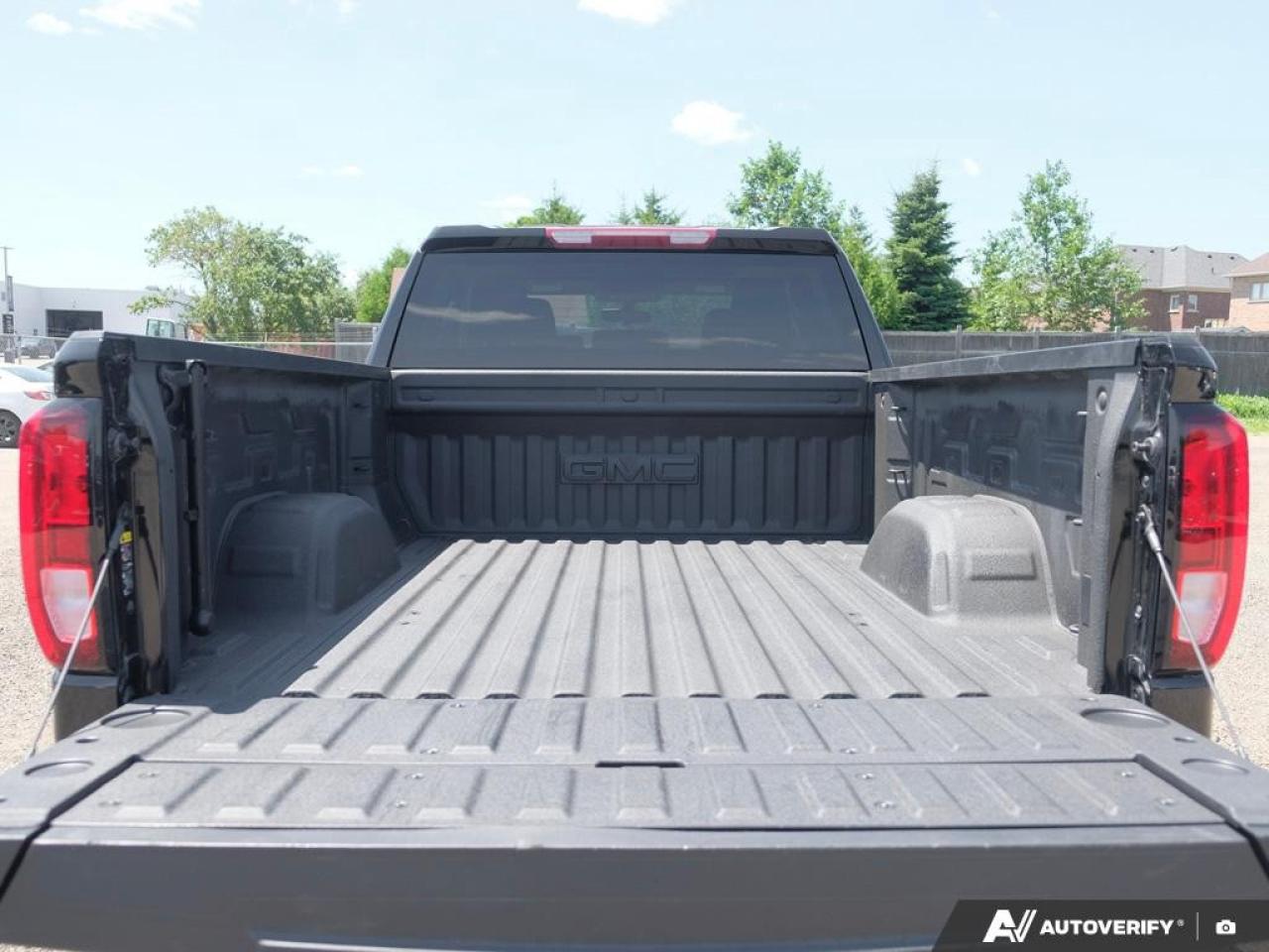 2022 GMC Sierra 1500 Limited Double Cab Standard Box 4-Wheel Drive Elevation Photo