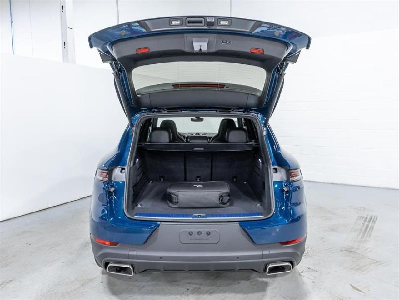 2026 Porsche Cayenne  Photo