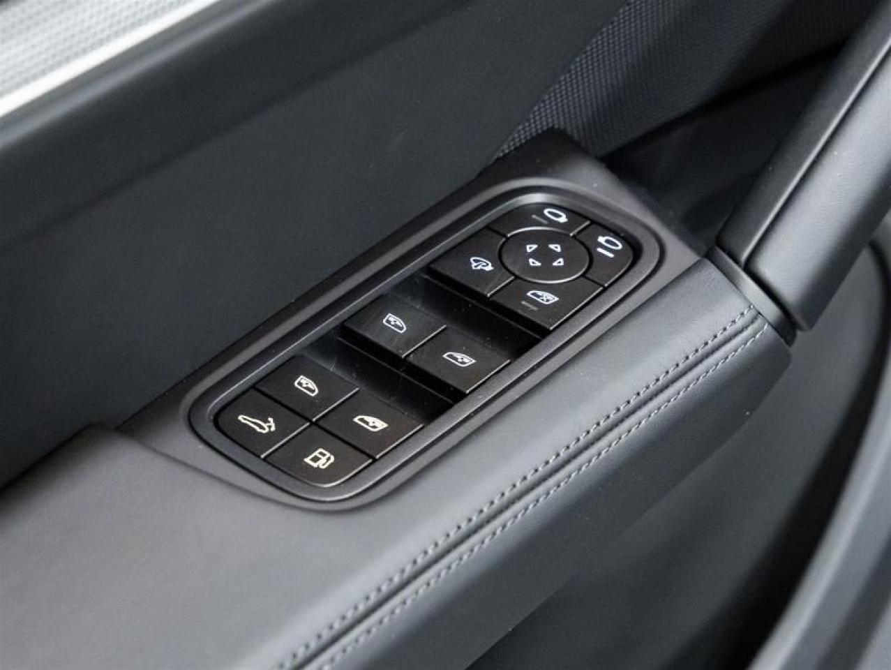 2026 Porsche Cayenne  Photo