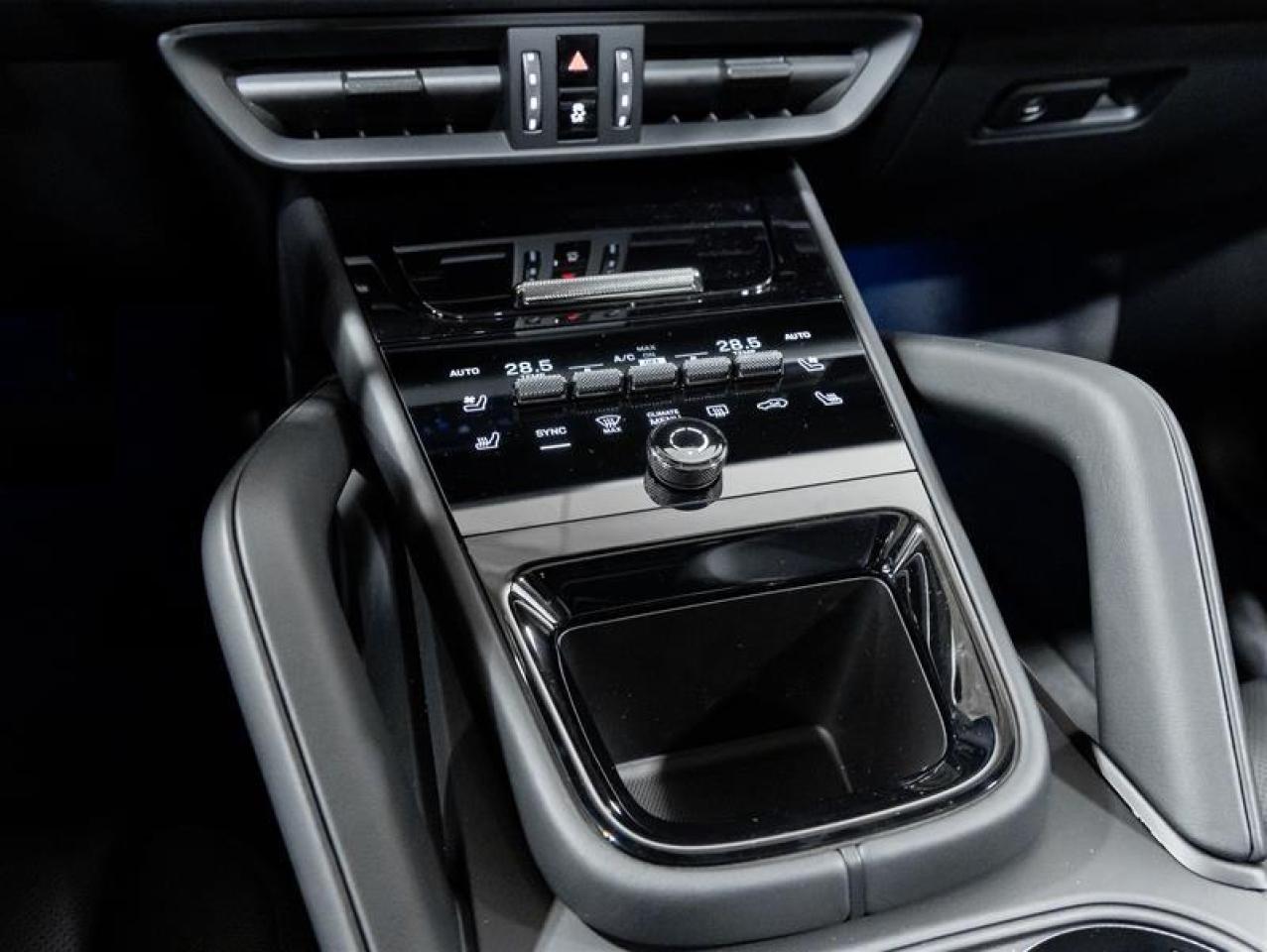 2026 Porsche Cayenne  Photo