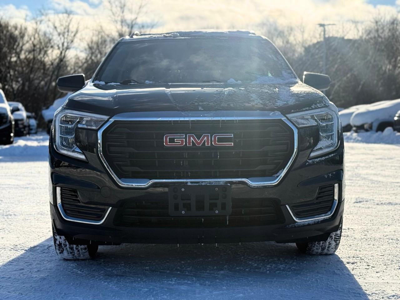 2022 GMC Terrain SLE All-wheel Drive Photo