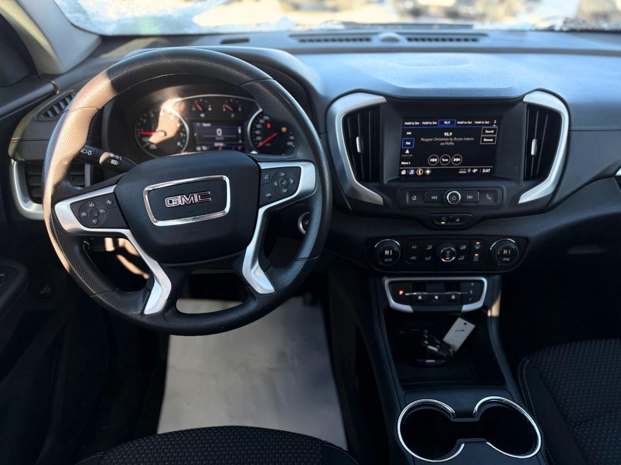 2022 GMC Terrain SLE All-wheel Drive Photo