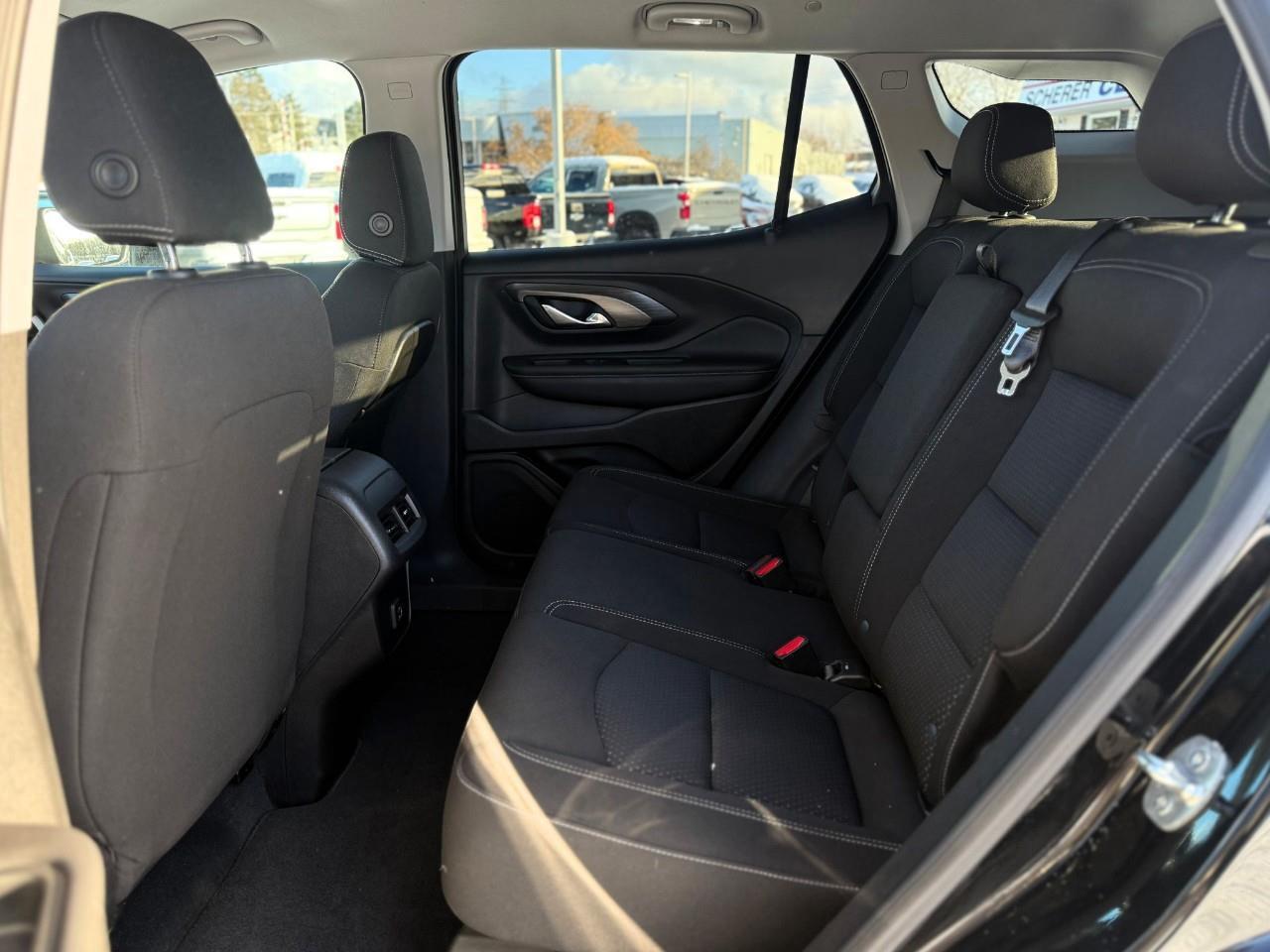 2022 GMC Terrain SLE All-wheel Drive Photo