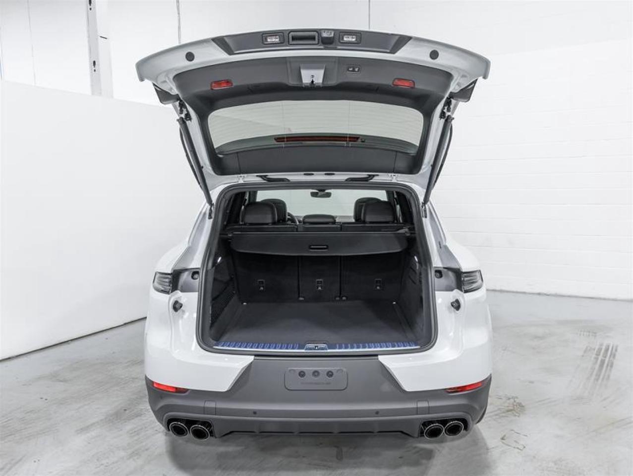 2026 Porsche Cayenne  Photo