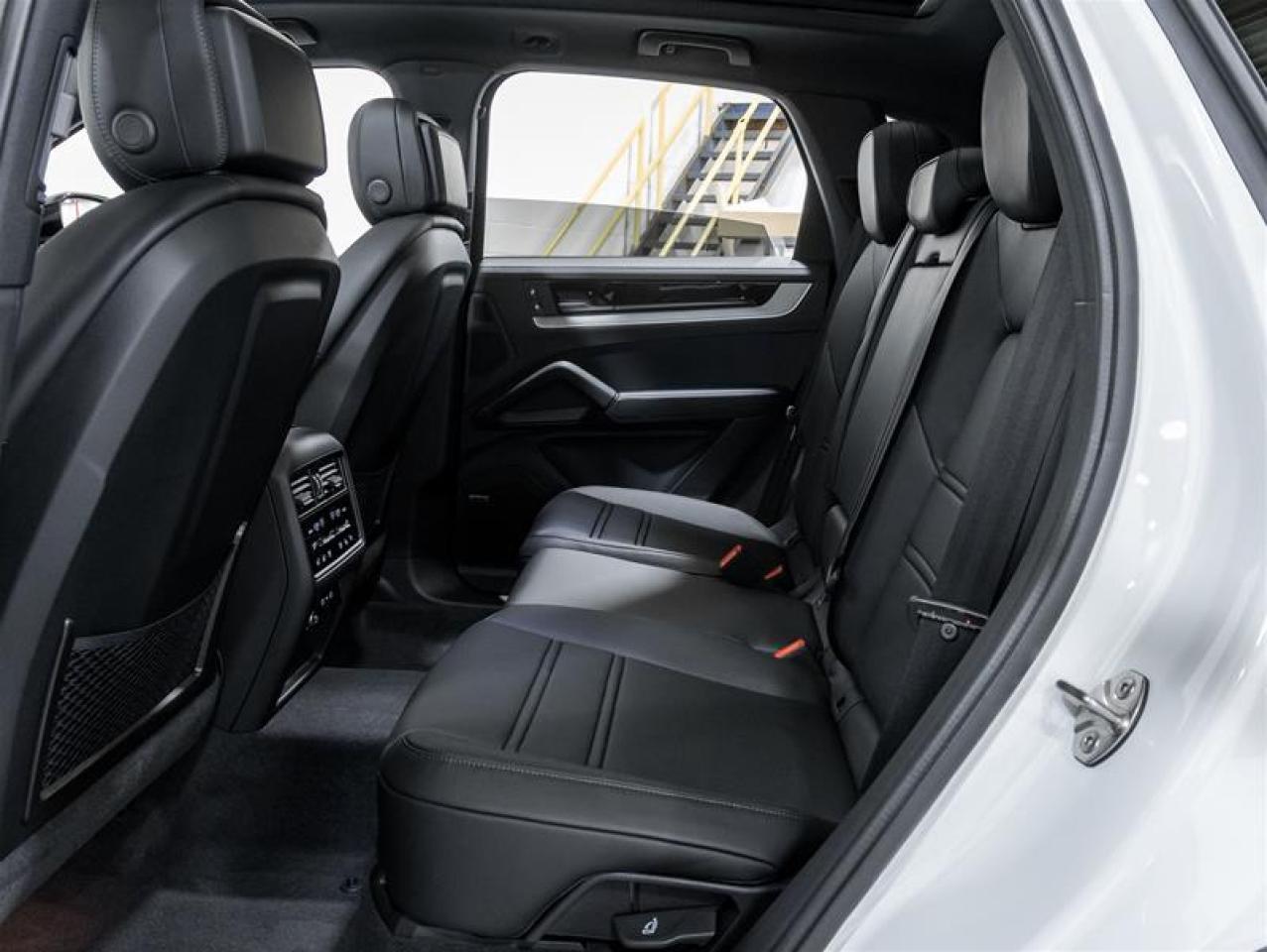 2026 Porsche Cayenne  Photo