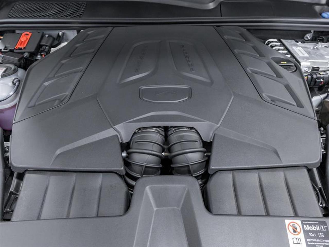 2026 Porsche Cayenne  Photo2
