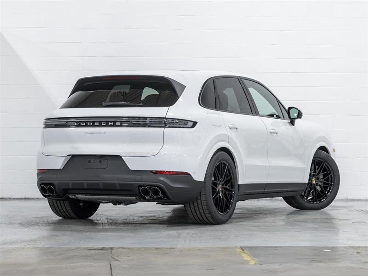 2026 Porsche Cayenne  Photo