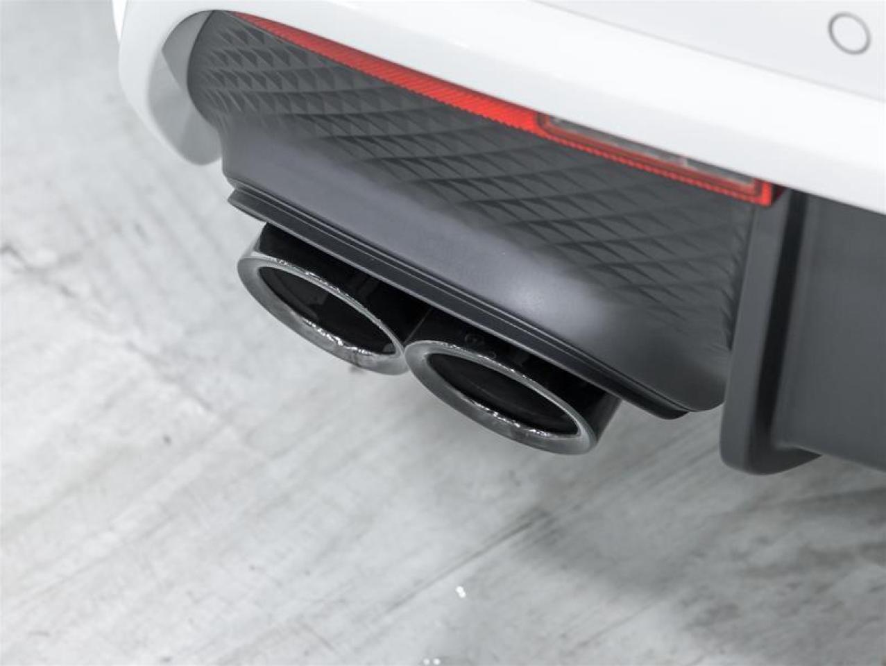 2026 Porsche Macan  Photo