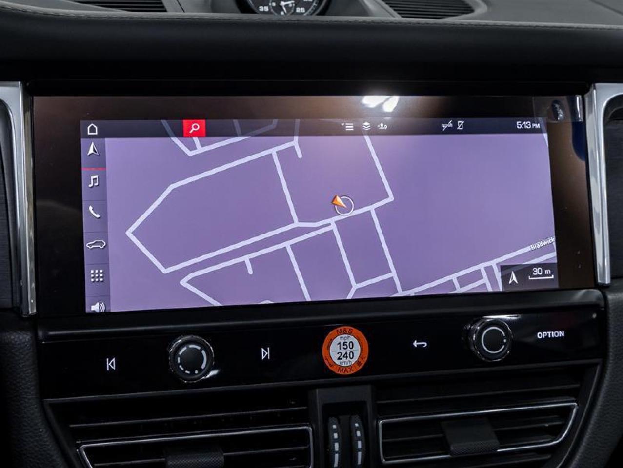 2026 Porsche Macan  Photo