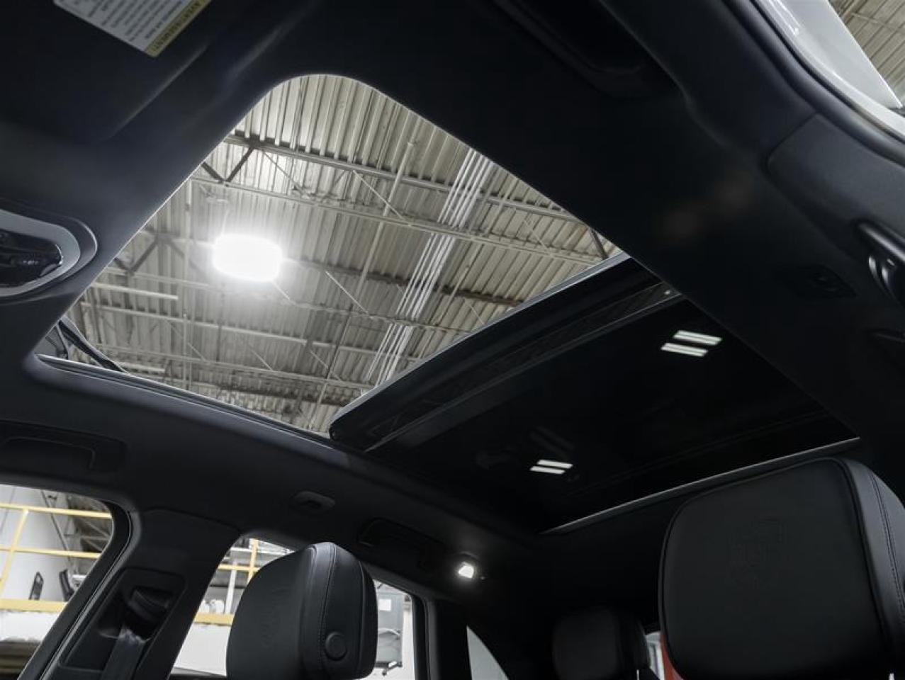 2026 Porsche Macan  Photo