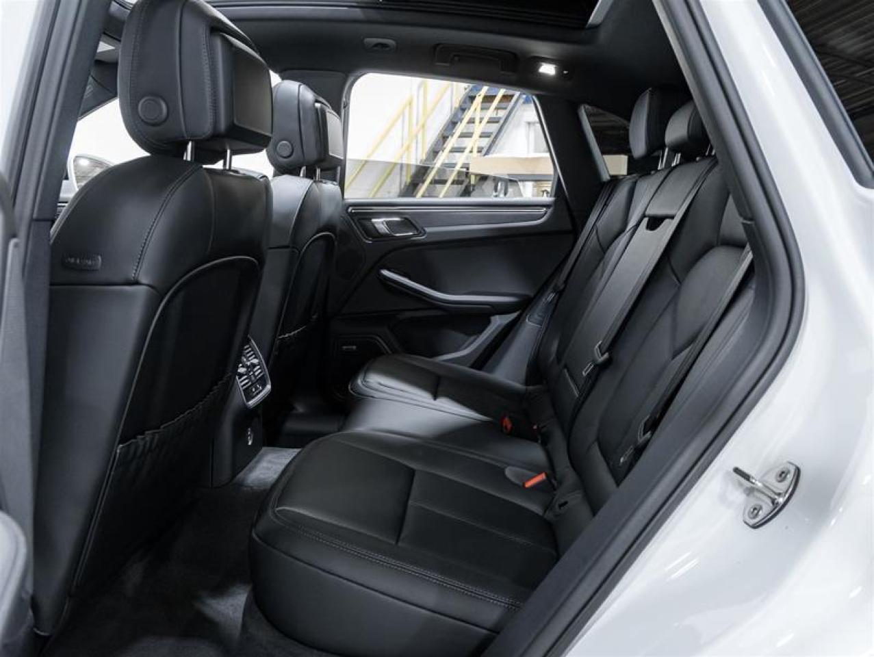 2026 Porsche Macan  Photo