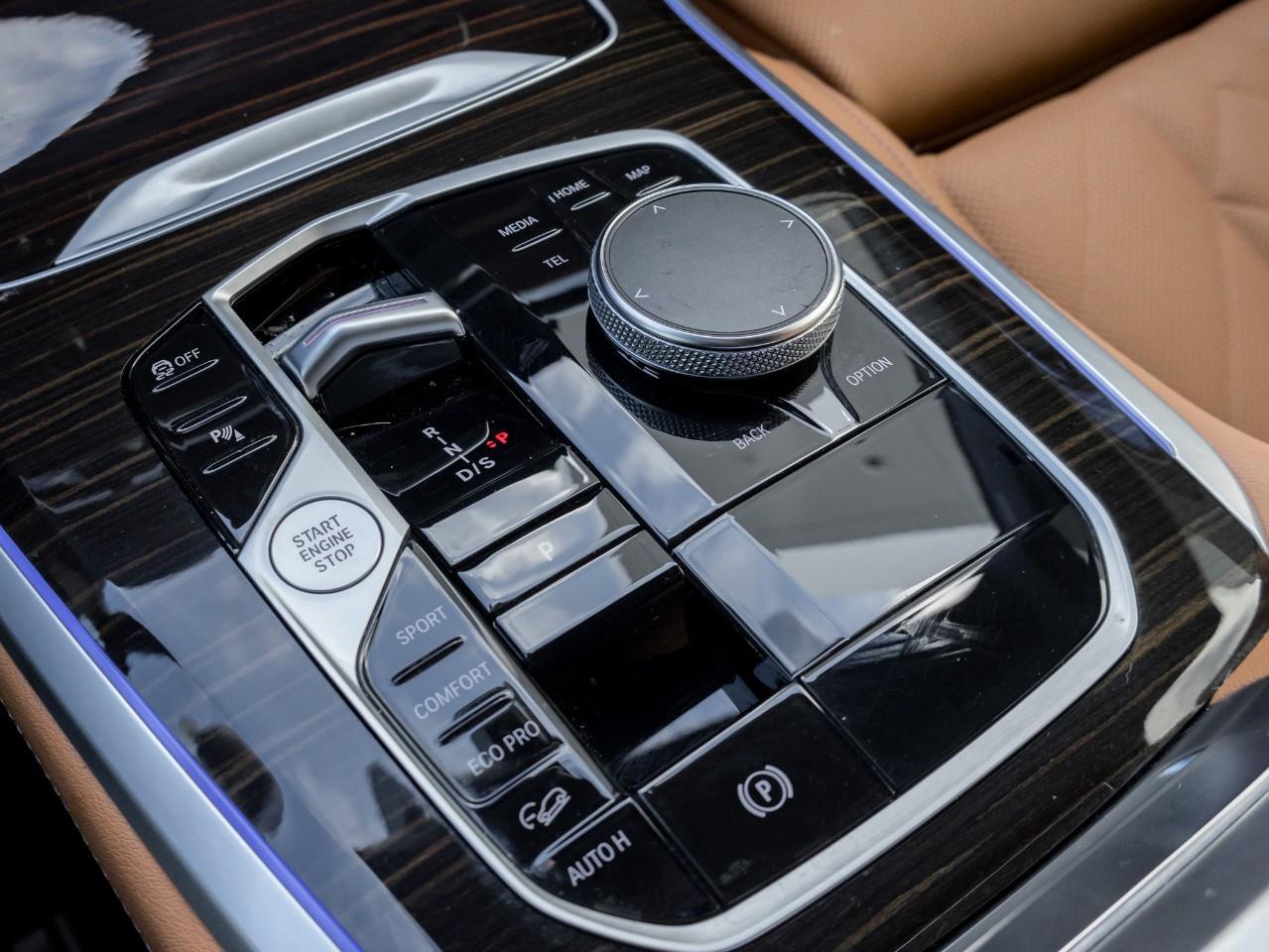 2024 BMW X5 xDrive40i 4dr All-Wheel Drive Sports Activity Vehicle Photo