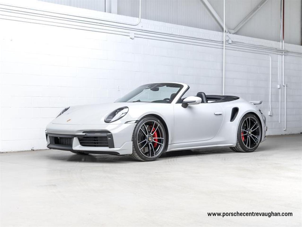 2022 Porsche 911  Photo0
