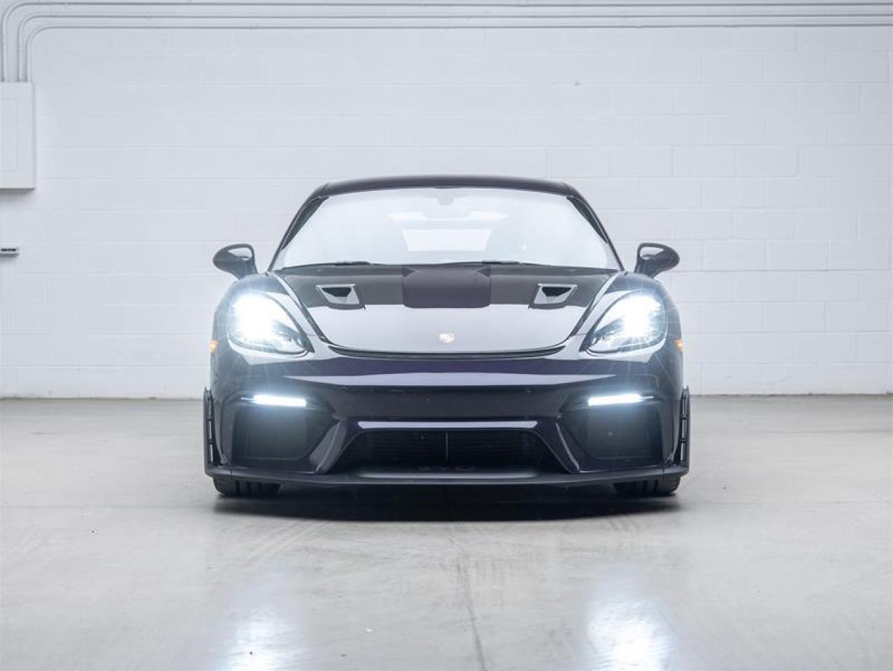 2025 Porsche 718 Cayman  Photo3