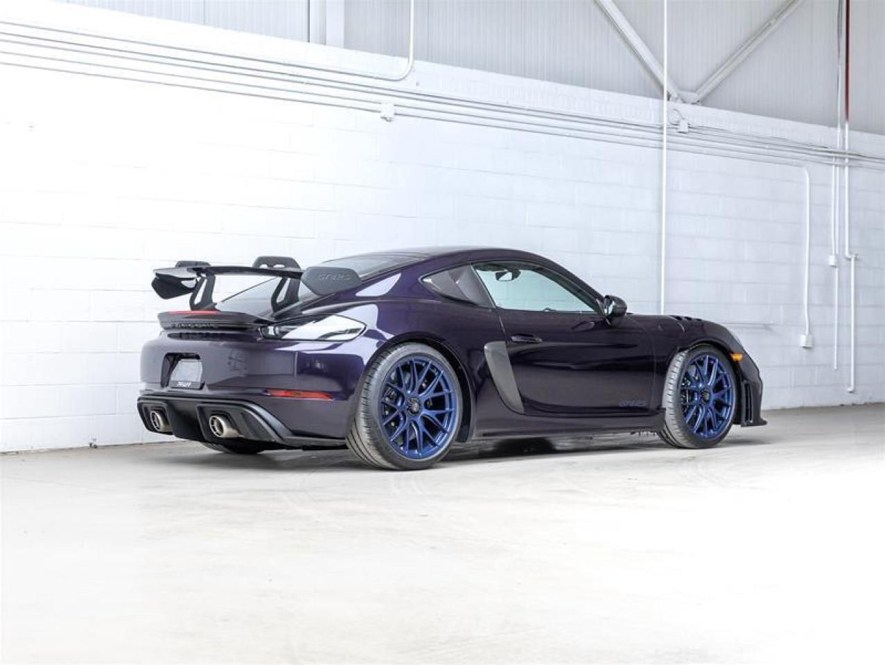 2025 Porsche 718 Cayman  Photo