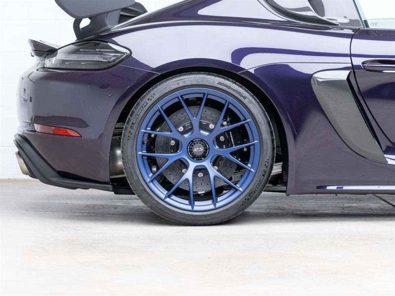 2025 Porsche 718 Cayman  Photo