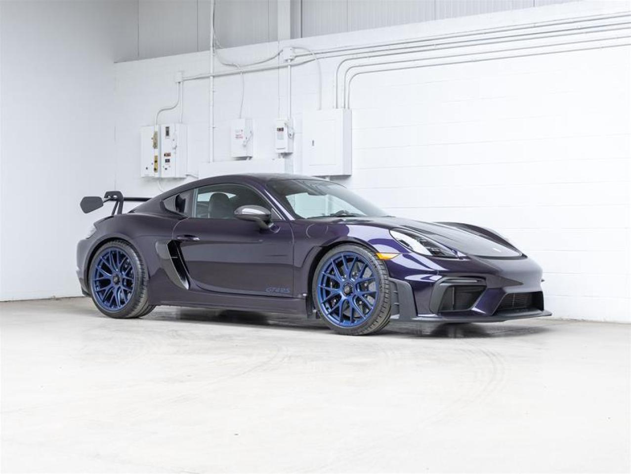 2025 Porsche 718 Cayman  Photo