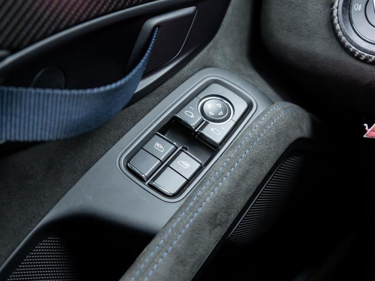 2025 Porsche 718 Cayman  Photo