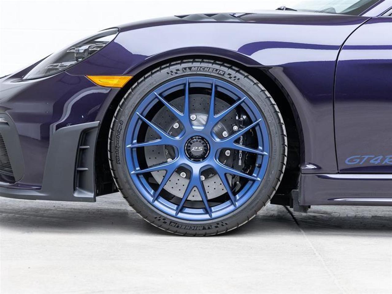 2025 Porsche 718 Cayman  Photo
