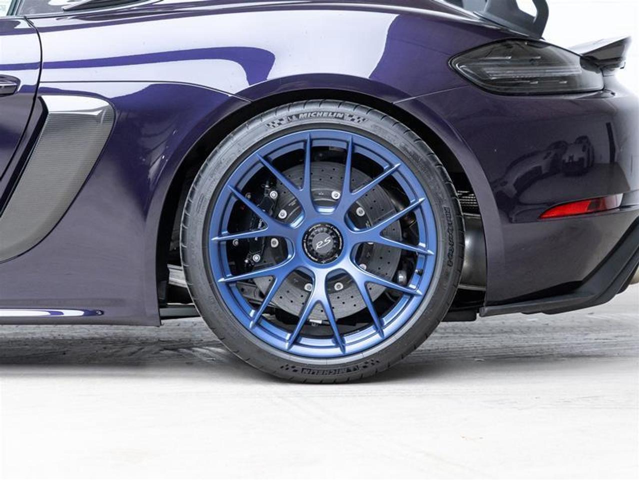2025 Porsche 718 Cayman  Photo
