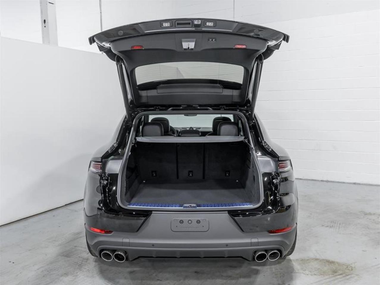 2026 Porsche Cayenne  Photo