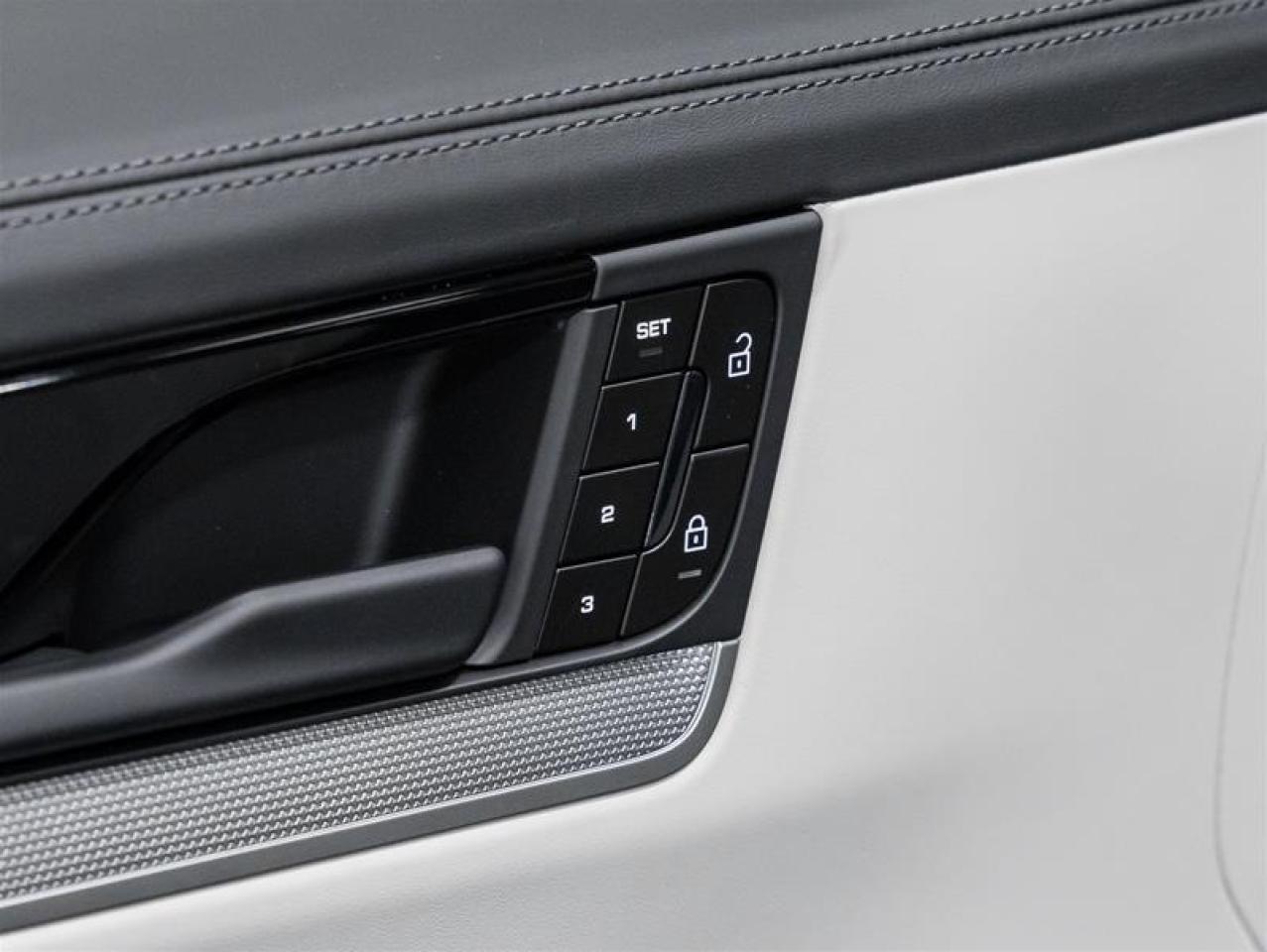 2026 Porsche Cayenne  Photo