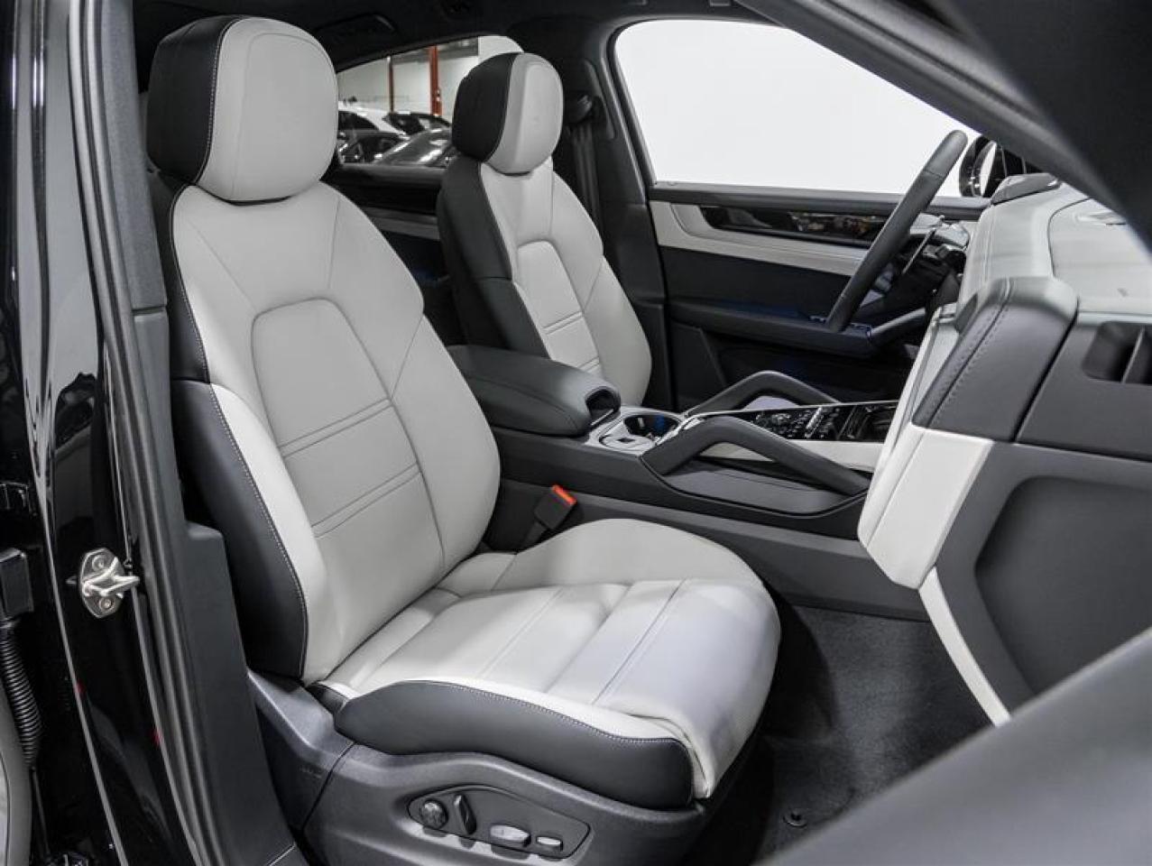 2026 Porsche Cayenne  Photo