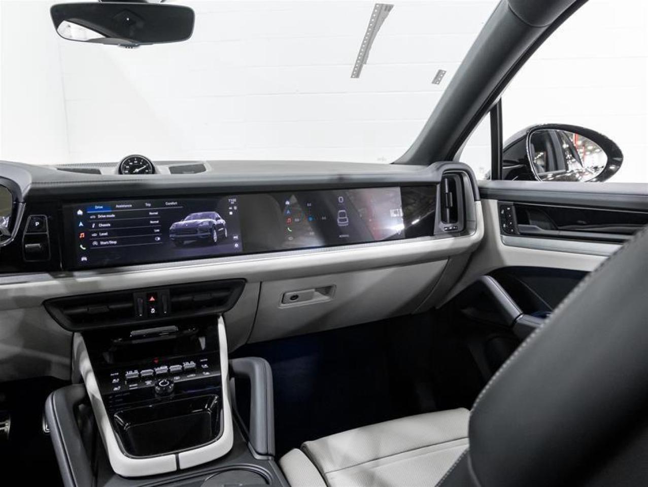 2026 Porsche Cayenne  Photo