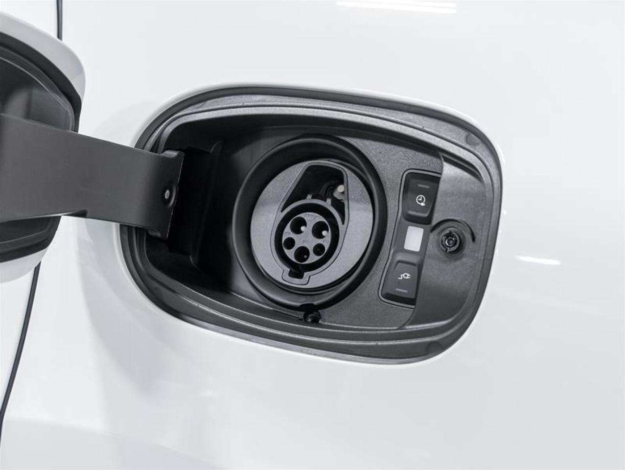 2026 Porsche Cayenne  Photo