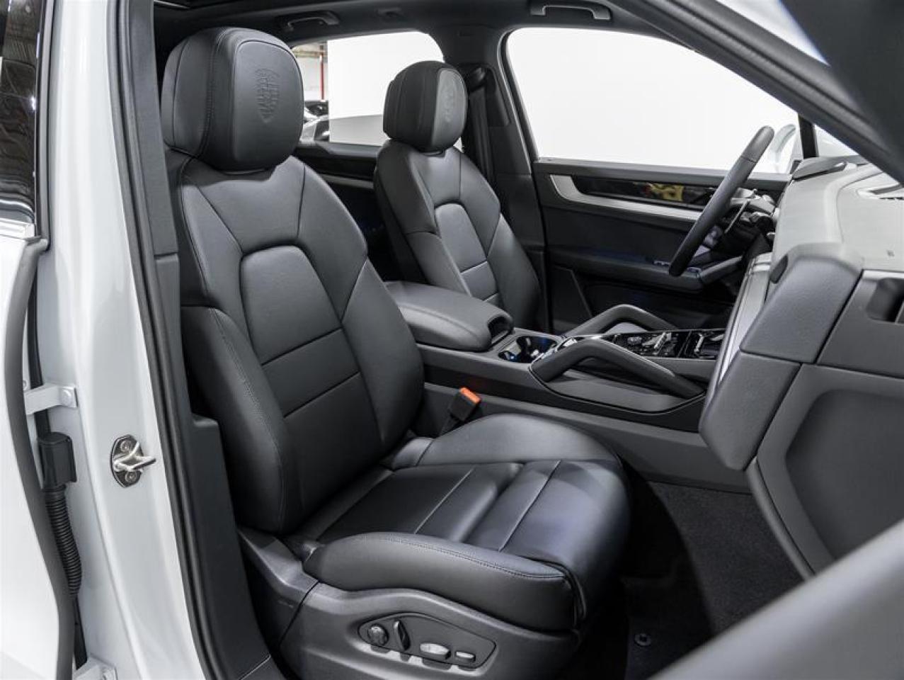 2026 Porsche Cayenne  Photo