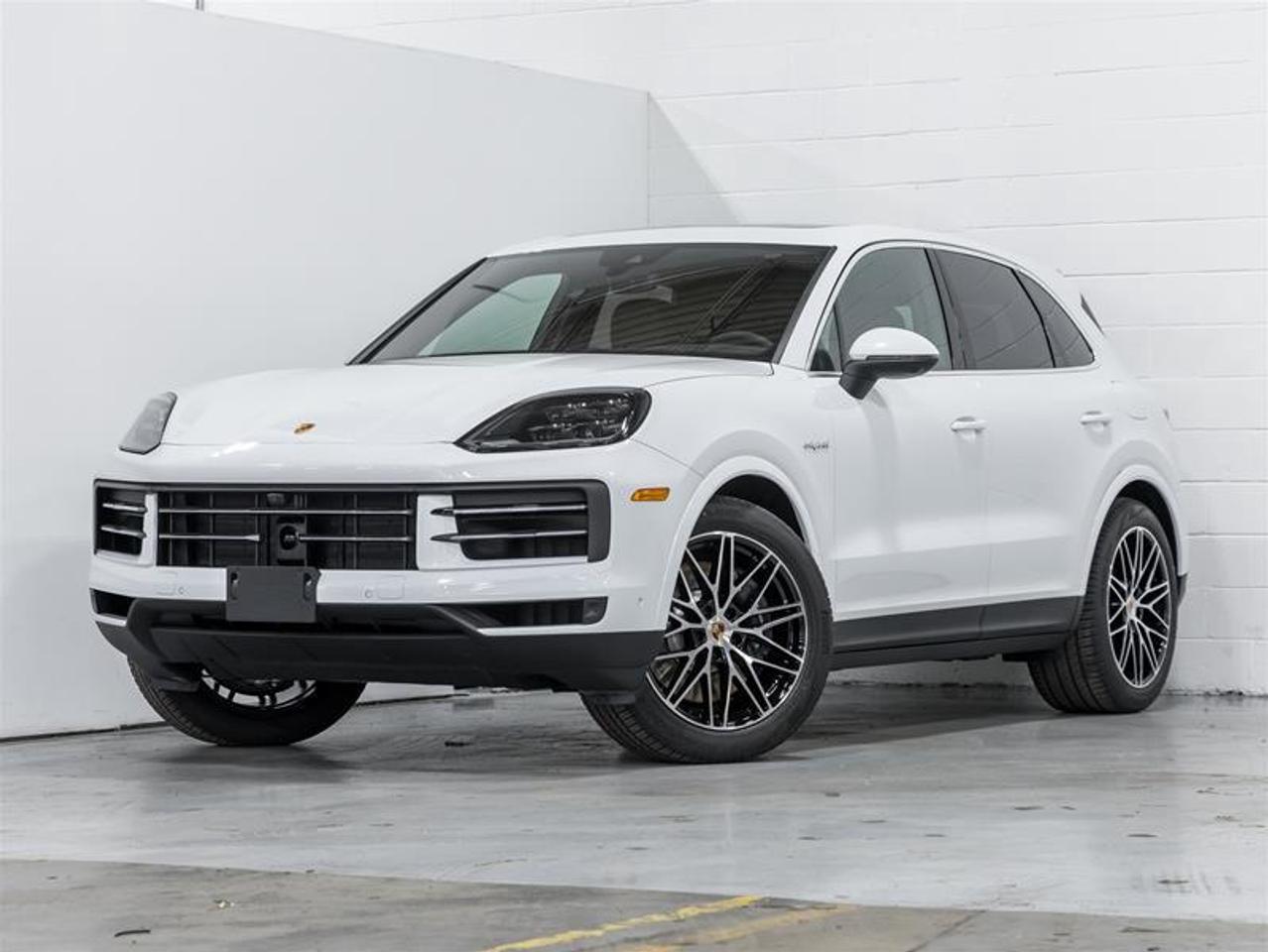 2026 Porsche Cayenne  Photo0