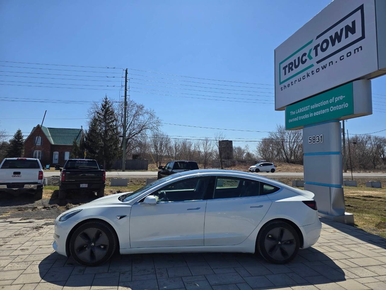 2020 Tesla Model 3 Standard Range Plus 4dr Rear-Wheel Drive Sedan Photo