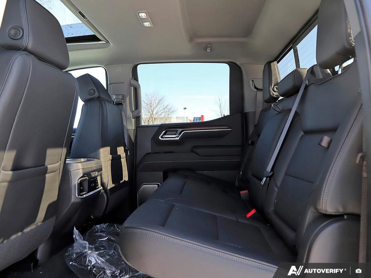 2026 GMC Sierra 1500 Crew Cab Short Box 4-Wheel Drive Denali Photo