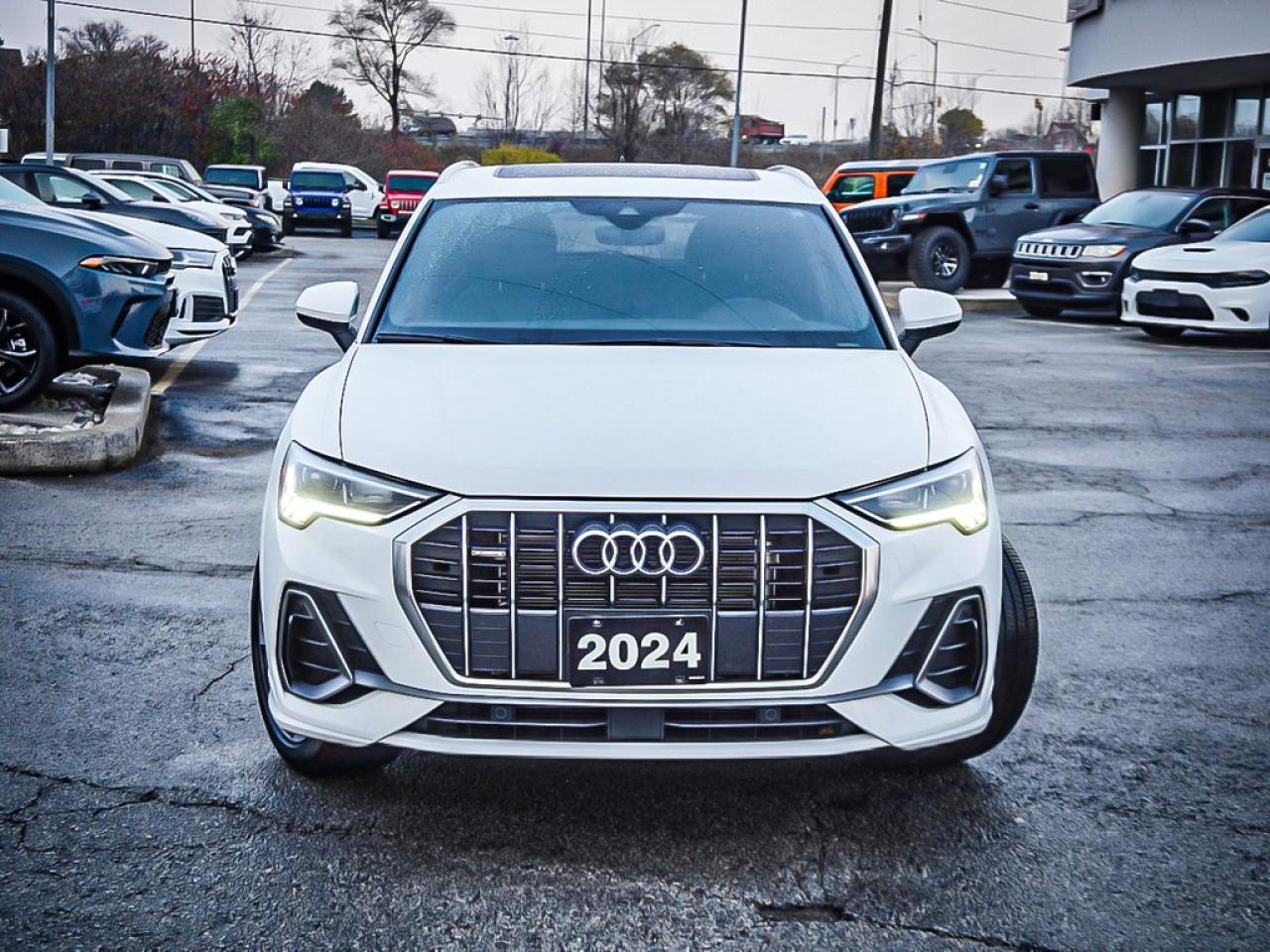 2024 Audi Q3  Photo2