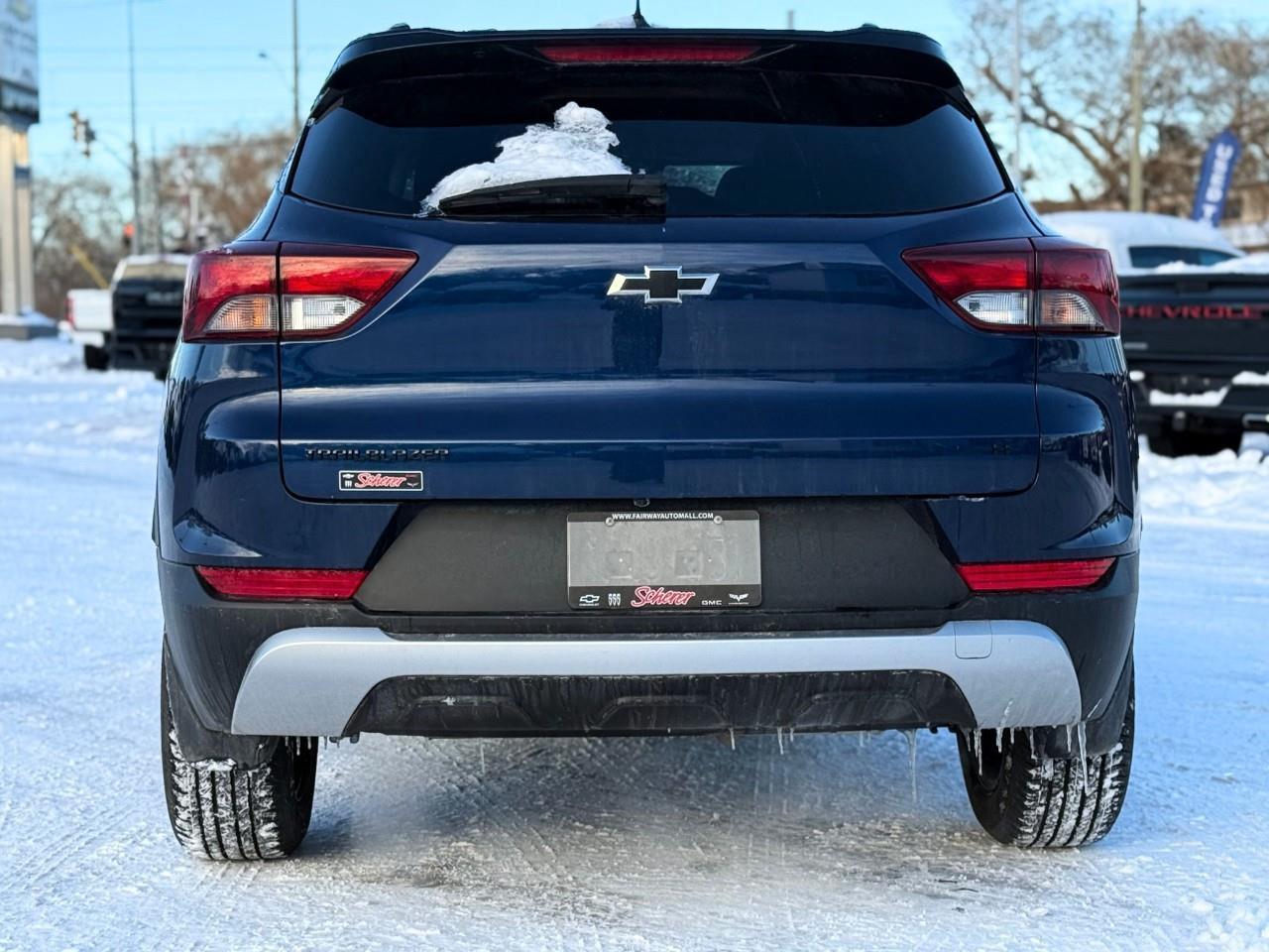 2023 Chevrolet TrailBlazer LT Front-Wheel Drive Photo