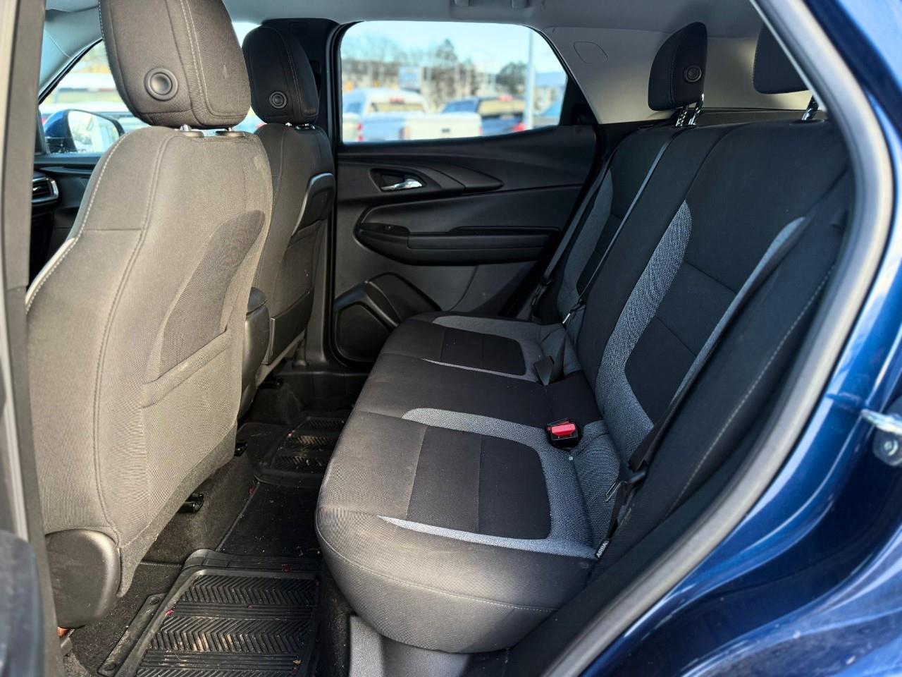 2023 Chevrolet TrailBlazer LT Front-Wheel Drive Photo