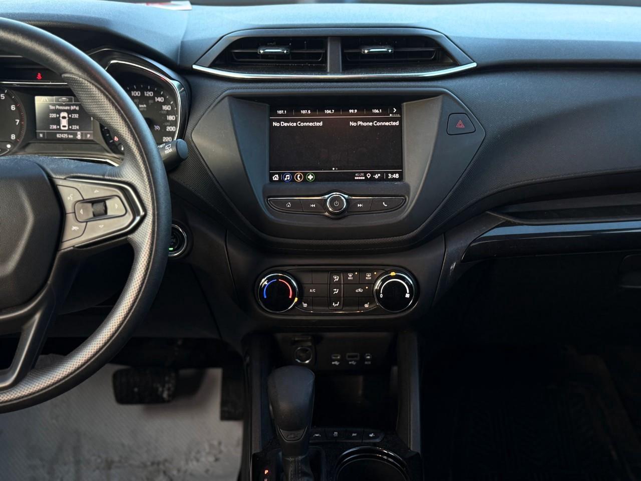 2023 Chevrolet TrailBlazer LT Front-Wheel Drive Photo