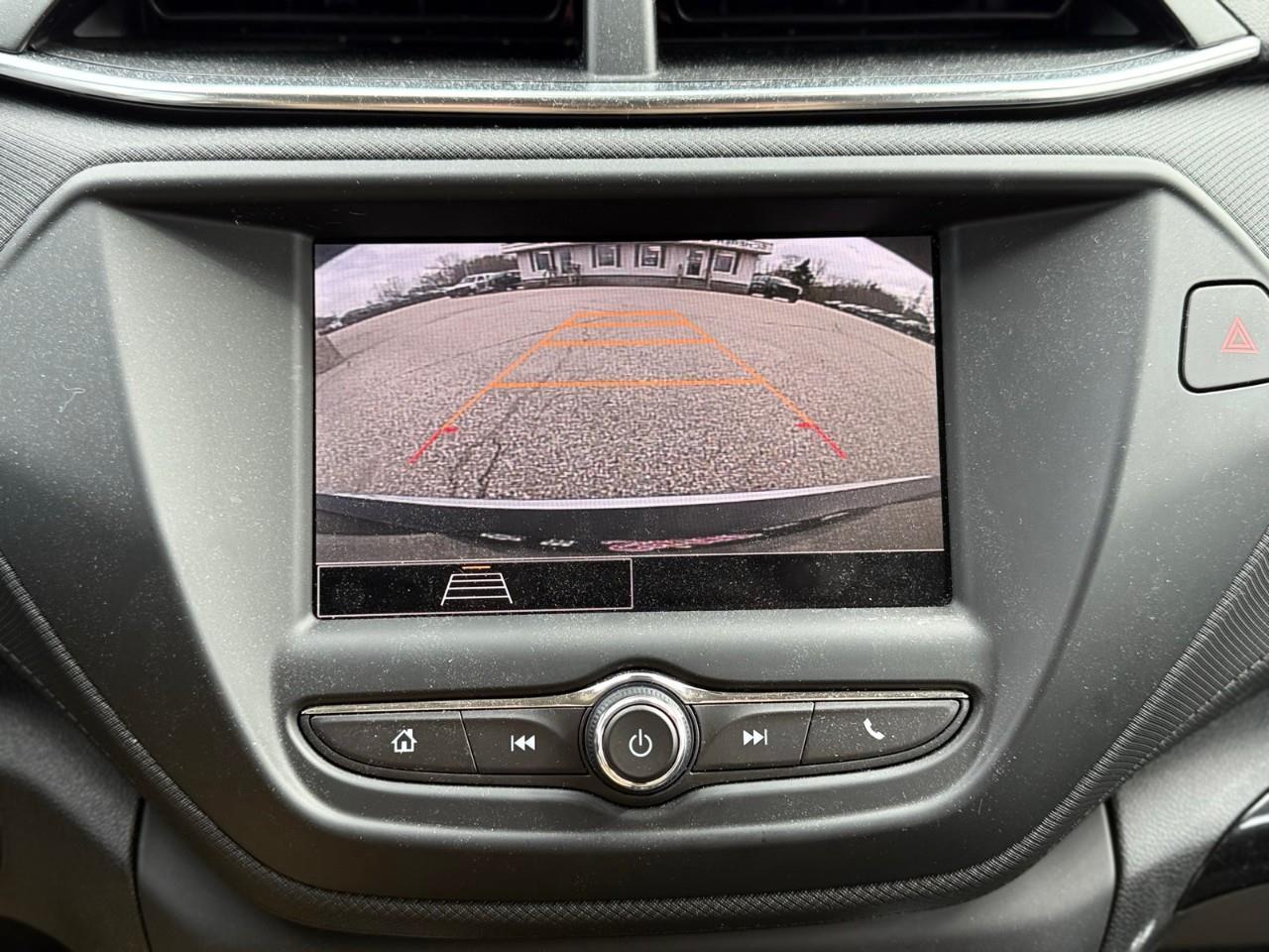 2023 Chevrolet TrailBlazer LT Front-Wheel Drive Photo