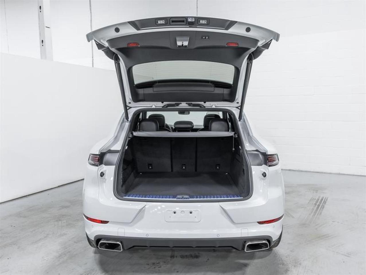 2026 Porsche Cayenne  Photo