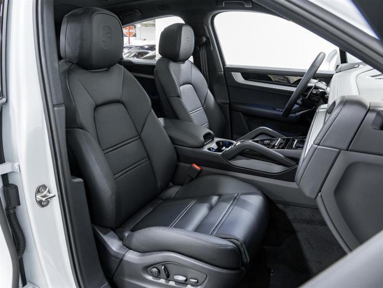 2026 Porsche Cayenne  Photo