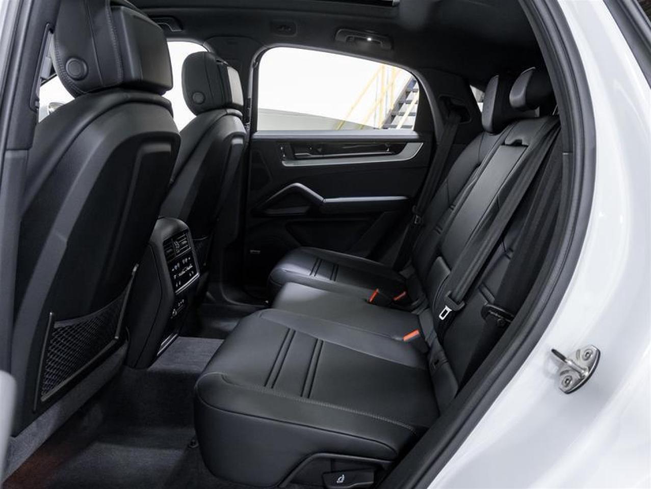 2026 Porsche Cayenne  Photo