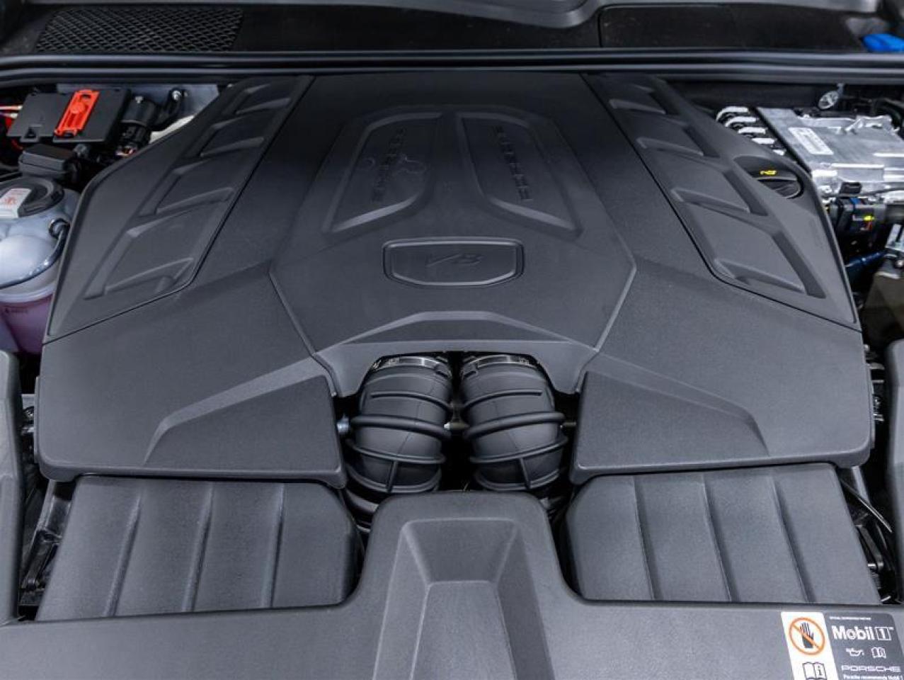 2026 Porsche Cayenne  Photo2