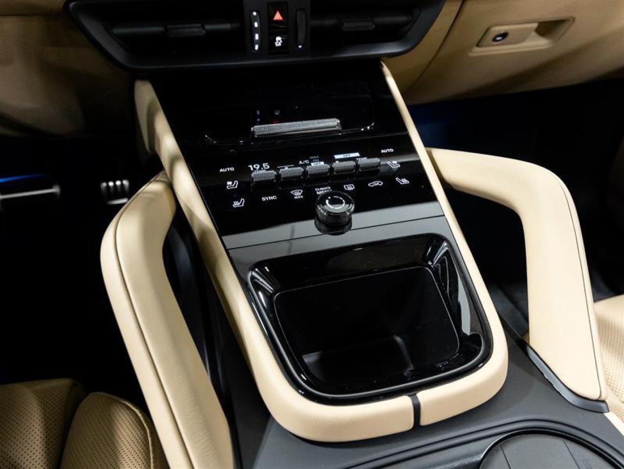 2026 Porsche Cayenne  Photo